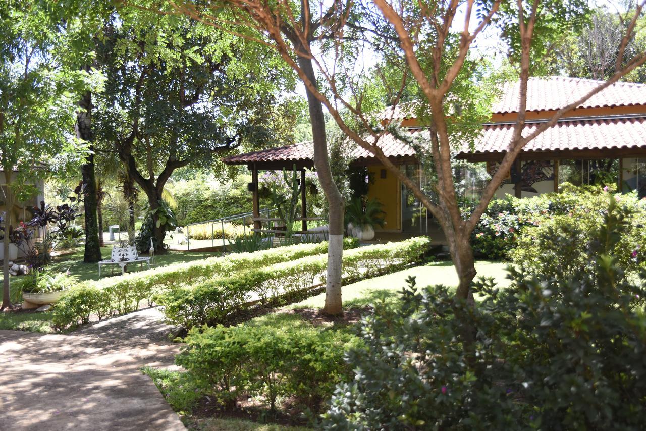 Rosa Spa E Pousada Aparecida de Goiania Bagian luar foto
