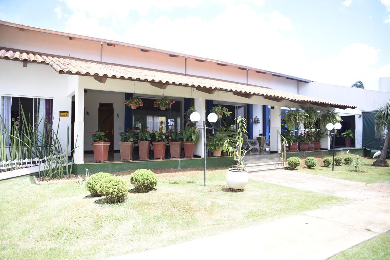 Rosa Spa E Pousada Aparecida de Goiania Bagian luar foto