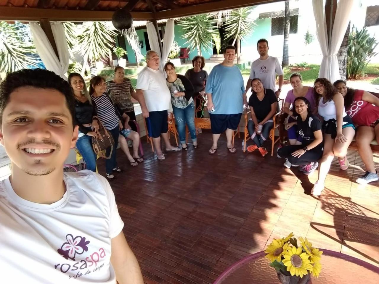 Rosa Spa E Pousada Aparecida de Goiania Bagian luar foto