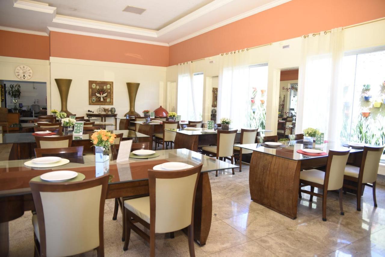 Rosa Spa E Pousada Aparecida de Goiania Bagian luar foto